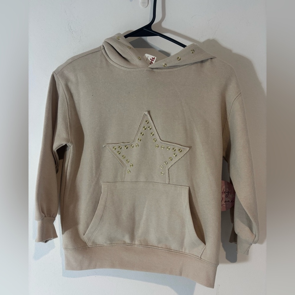 Paisley Love Girls Size 7 Pull Over Hoodie NWT Casual Star Cream
